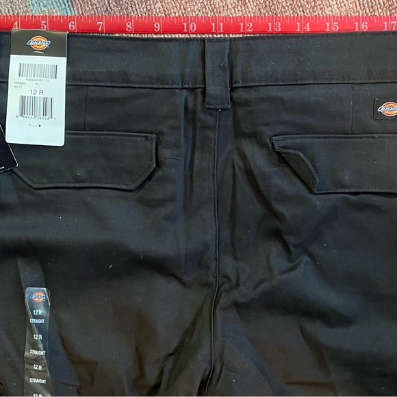 Women’s Dickies Stretch Cargo Pants Relaxed Fit - Picture 5 of 5